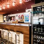 Szálloda Comfort With Free Wellness And Fitness Centrum Nyitra