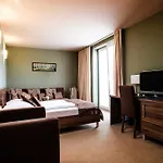 Szálloda Comfort With Free Wellness And Fitness Centrum 4*