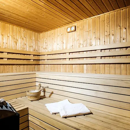 Hotell Comfort With Free Wellness And Fitness Centrum 4*