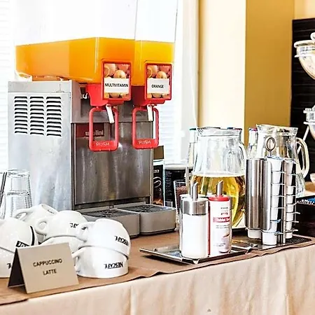 Comfort With Free Wellness And Fitness Centrum 4* Nitra