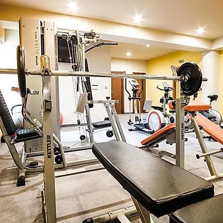 Comfort With Free Wellness And Fitness Centrum Hotel