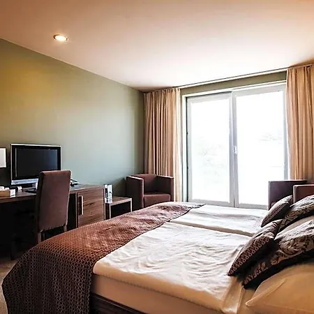 Comfort With Free Wellness And Fitness Centrum 4* Nitra