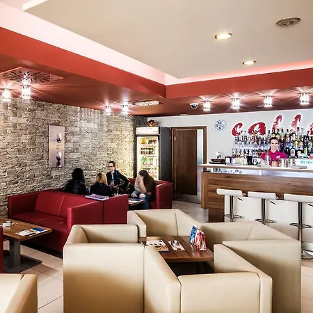 فندق Comfort With Free Wellness And Fitness Centrum