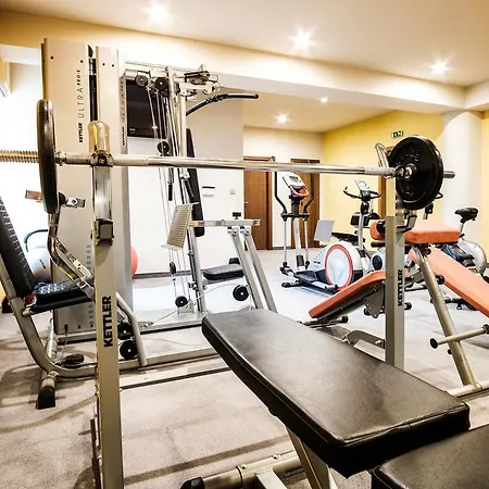 Comfort With Free Wellness And Fitness Centrum نيترا