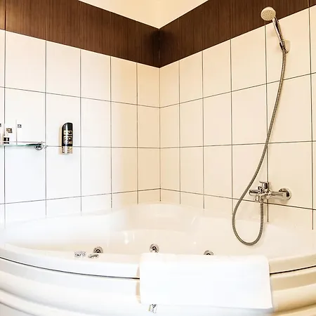 Otel Comfort With Free Wellness And Fitness Centrum