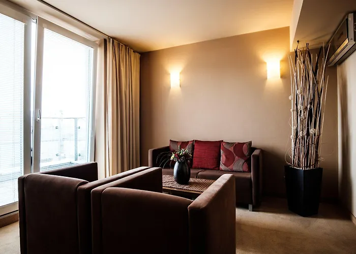 Comfort With Free Wellness And Fitness Centrum نيترا