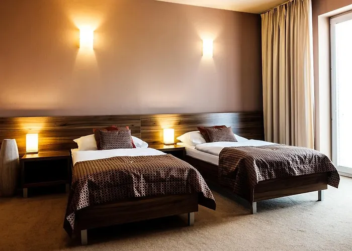 Szálloda Comfort With Free Wellness And Fitness Centrum Nyitra